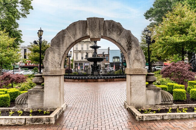 Fountain square park features a historic fountain and host seasonal concerts and events.