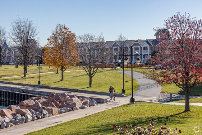 Columbia is easy on the eyes and easy to get around.