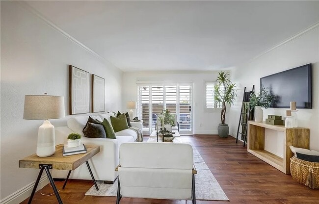 26142 Serrano Ct unit 26142 Serrano Ct, Lake Forest, CA 92630 - photo 5