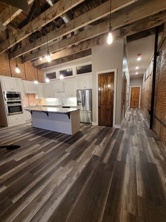 1312 Washington St Unit A, Vicksburg, MS 39180