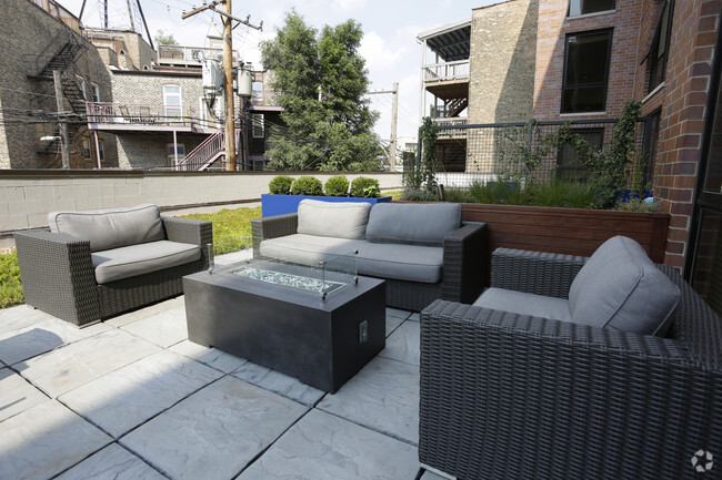 Rooftop Lounge