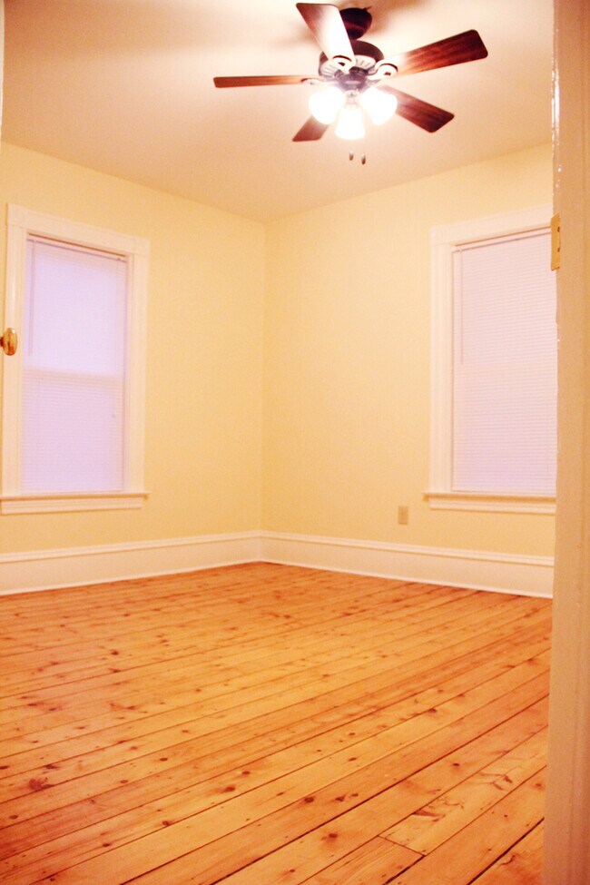 23 West Ln unit C, Winooski, VT 05404 - photo 2