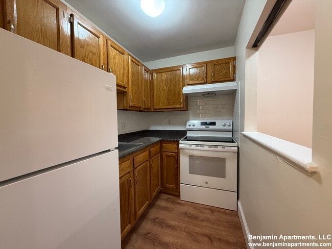 93 Lancaster Terrace unit 103, Brookline, MA 02446 - photo 2