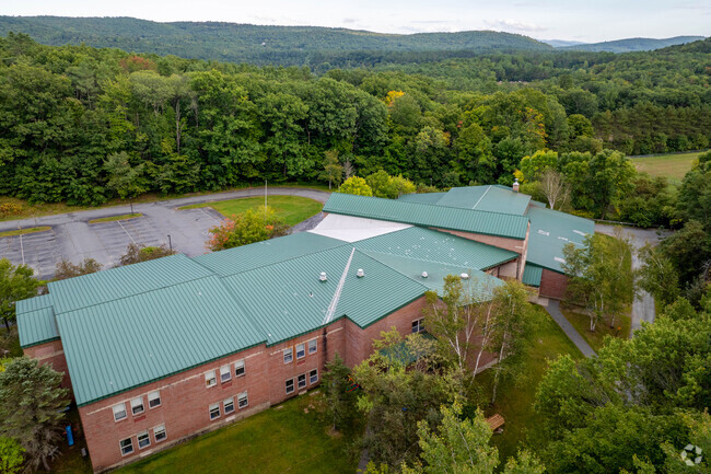 The Ottauquechee School is a public elementary school located in Quechee, Vermont.