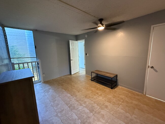 111 Kahului Beach Rd unit c-204, Kahului, HI 96732 - photo 3