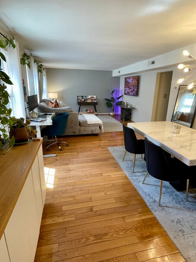 2216 Washington Ave Unit 103, Silver Spring, MD 20910