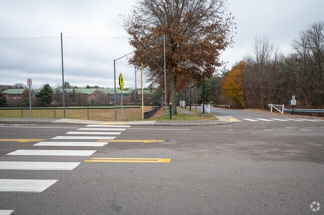 Discover the joy of learning at Jordan/Jackson Elementary for young scholars in Mansfield.