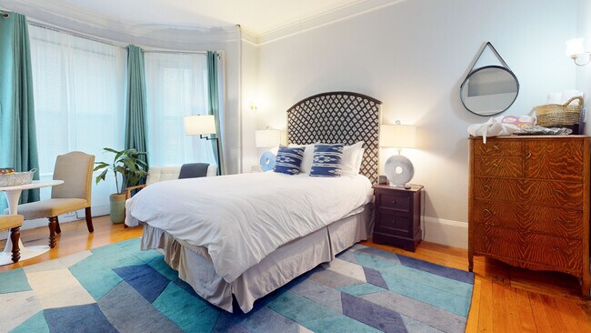 1029 Beacon St unit 1, Brookline, MA 02446 - photo 5