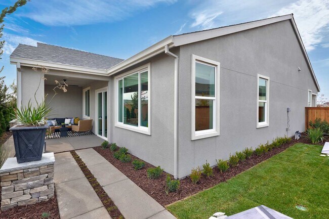 1306 Parkcrest Cir unit 36860583, Manteca, CA 95336 - photo 7