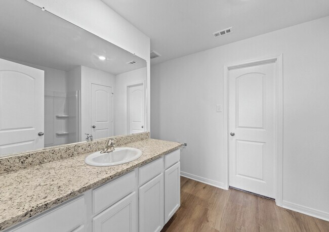 6007 Luckey Run unit 36464435, San Antonio, TX 78252 - photo 7