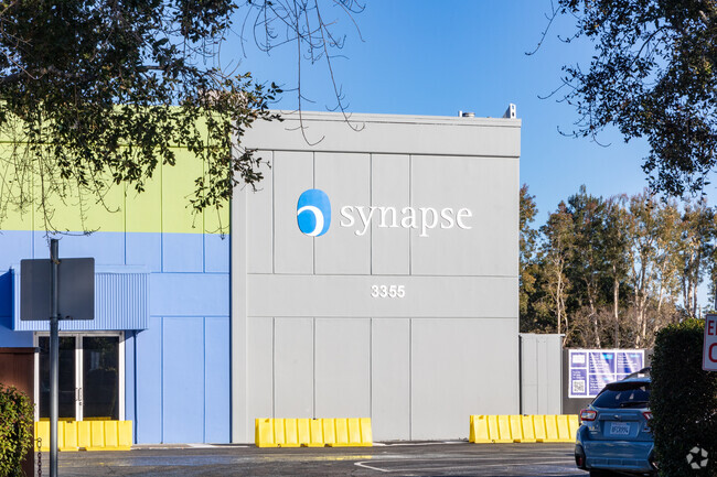 Educational opportunities abound at Synapse School in Menlo Park.