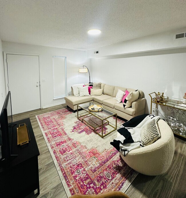 The Hub, Stillwater, OK 74074 - photo 2