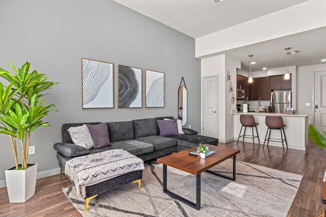 711 W Broadway Rd unit ID1366982P, Tempe, AZ 85282 - photo 2