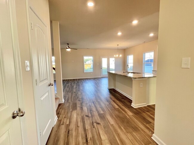 3624 Shining Armor Ln, Henrico, VA 23231 - photo 5