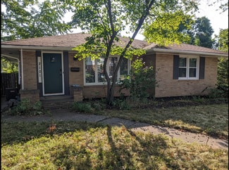 2101 30th St, Des Moines, IA 50310