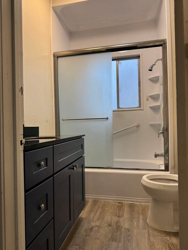 504 N Stanislaus St, Stockton, CA 95202 - photo 1