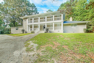5850 Whispering Pines Cir SW, Mableton, GA 30126