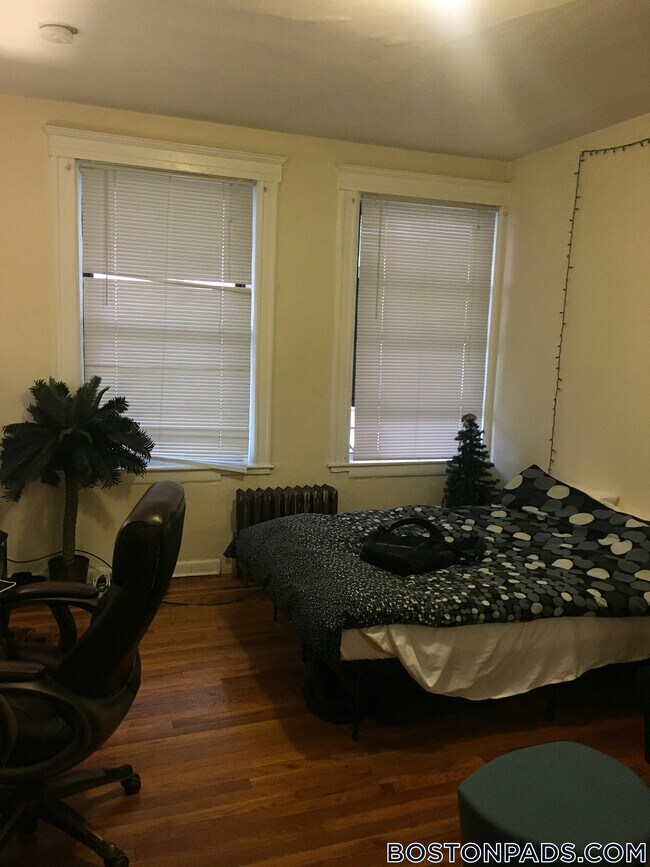 153 Brighton Ave unit 11, Allston, MA 02134 - photo 2