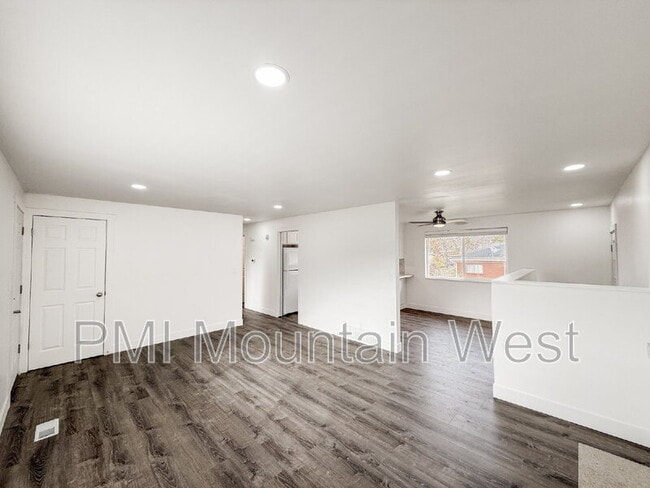 1011 Claremont Dr, Bountiful, UT 84010 - photo 4