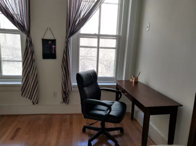 131 C St SE unit 1, Washington, DC 20003 - photo 4