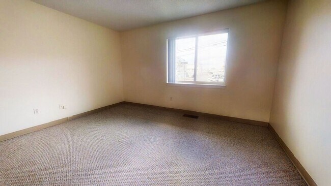 142 N Beacon St unit B12, Boston, MA 02135 - photo 5