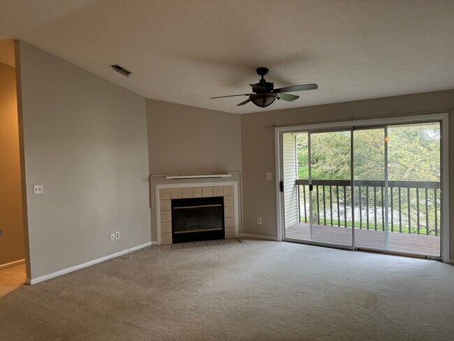 6620 Green Branch Dr unit 8, Dayton, OH 45459 - photo 2