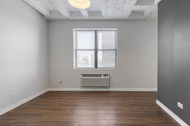 5722 N Winthrop Ave unit 408, Chicago, IL 60660 - photo 6