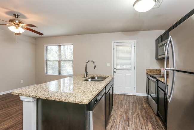 2405 Marlin Dr, McDonough, GA 30253 - photo 6