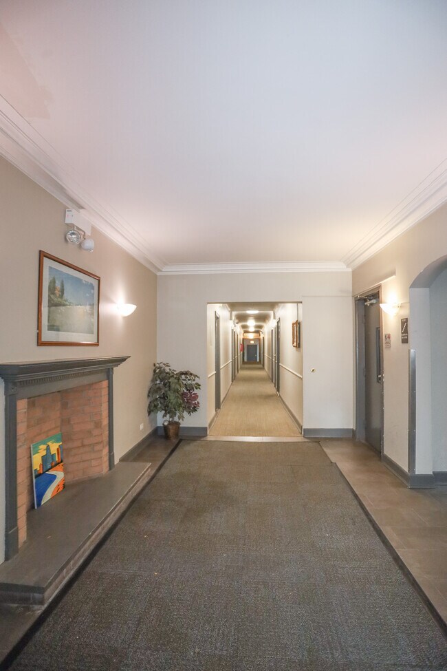 1628 W Morse Ave unit 315, Chicago, IL 60626 - photo 7