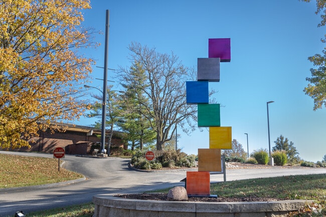 Artwork perched in Creve Coeur makes you wonder what it means.
