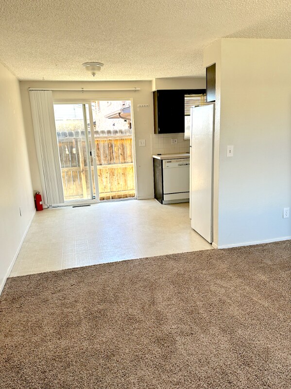 1405 E 16th St, Loveland, CO 80538 - photo 3