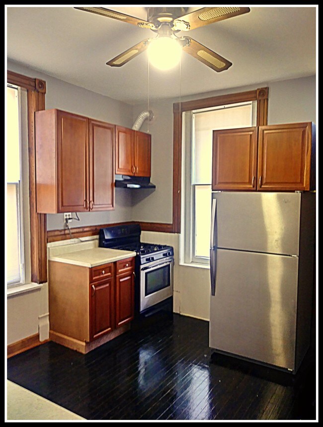 1527 W Cullerton St unit 1st Fl, Chicago, IL 60608 - photo 7