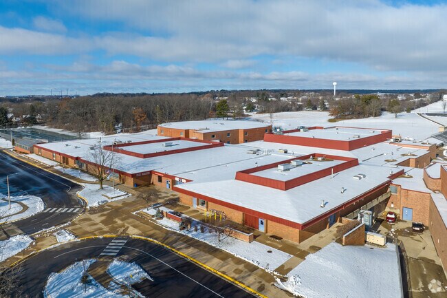 Badger Ridge Middle School is part of the Verona Area School District.