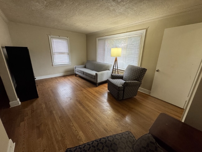 5215 Huntington Ave, Newport News, VA 23607 - photo 5