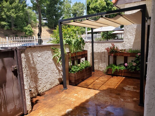 12330 Osborne St unit 94, Pacoima, CA 91331 - photo 4