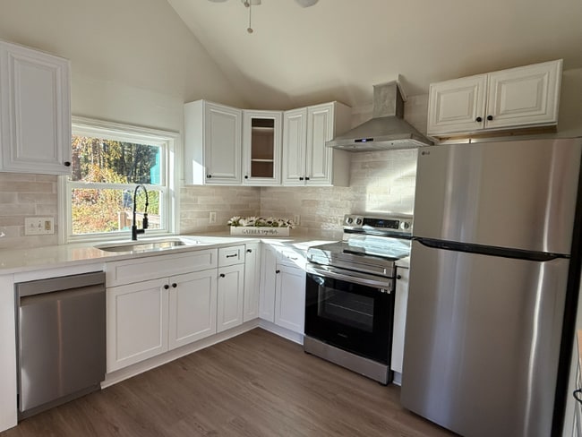 1681 Stanton Rd SW, Atlanta, GA 30311 - photo 2