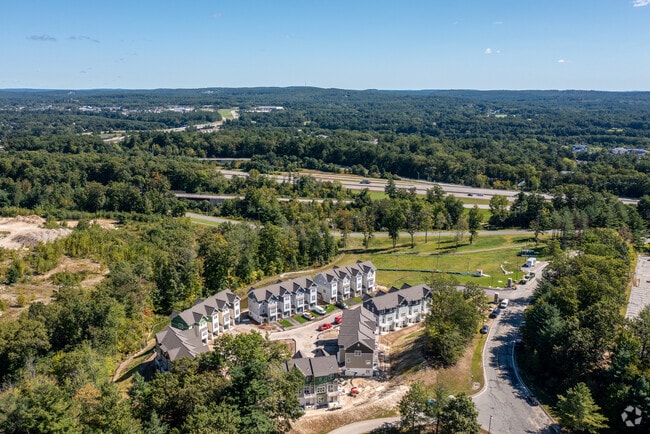 Amelia Villages, Nashua, NH 03062 - photo 7