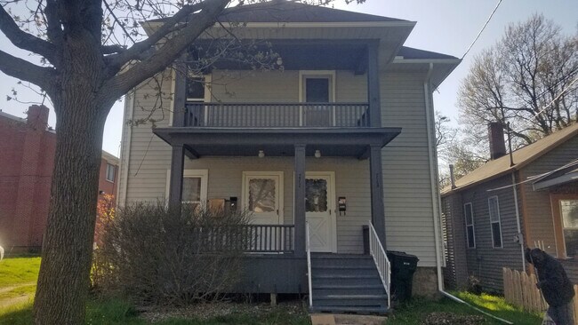 711 N Chestnut St, Lansing, MI 48906 - photo 3