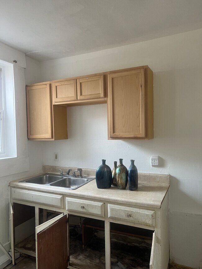 916 Washington Ave unit 916 washington Ave, Norfolk, VA 23504 - photo 5