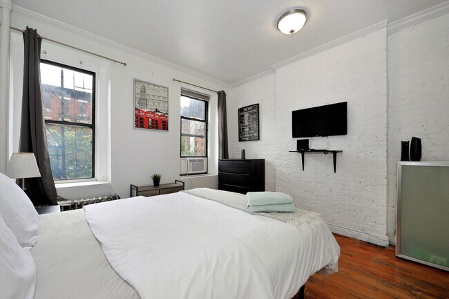520 8th Ave unit FL2-ID1039010P, New York, NY 10018 - photo 6