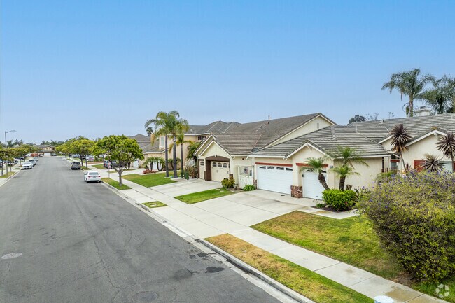 Homes throughout the Rio Lindo feature large driveways.