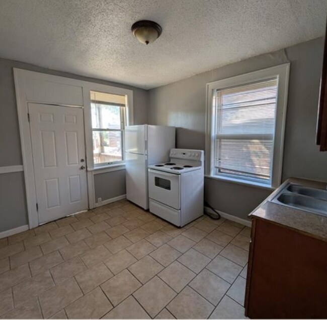 4004 Keokuk St unit 2F, Saint Louis, MO 63116 - photo 7