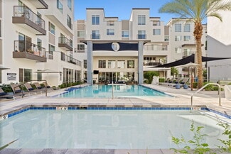 4949 N 7th St, Phoenix, AZ 85014