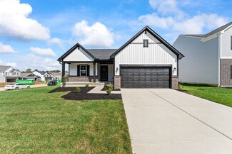 1050 Grandin Pond Dr, Maineville, OH 45039