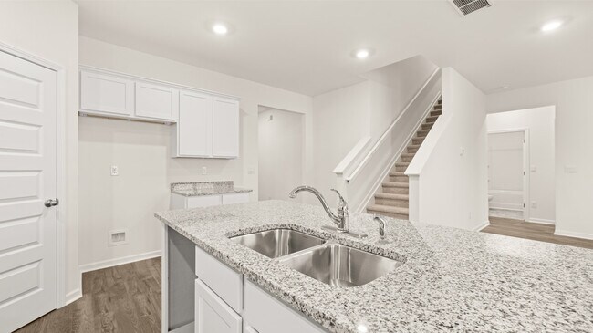 272 Abbott Rd, Statham, GA 30666 - photo 6