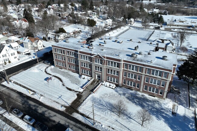 Knox Junior High School