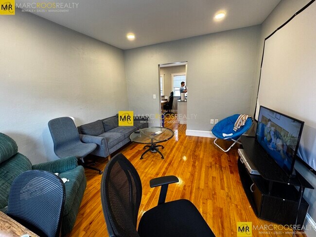 28 Frederick Ave, Medford, MA 02155 - photo 2