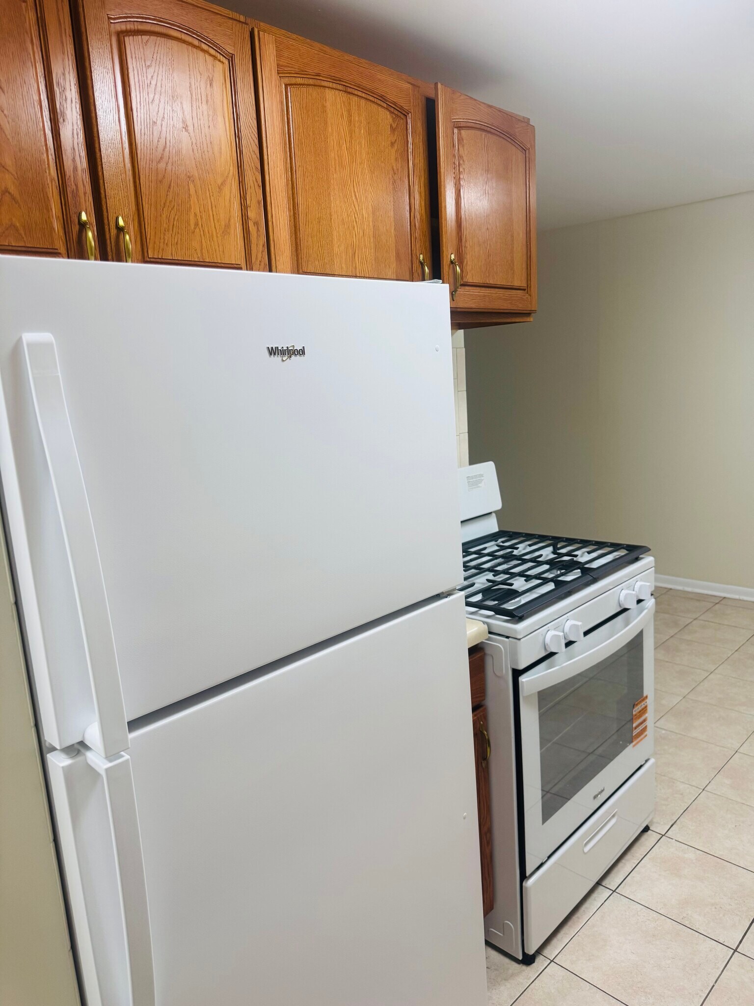 8970 N Parkside Ave unit C105, Des Plaines, IL 60016 - photo 1