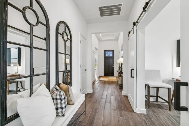 1800 Mesquite Trail unit 36487673, Dayton, TX 77535 - photo 6