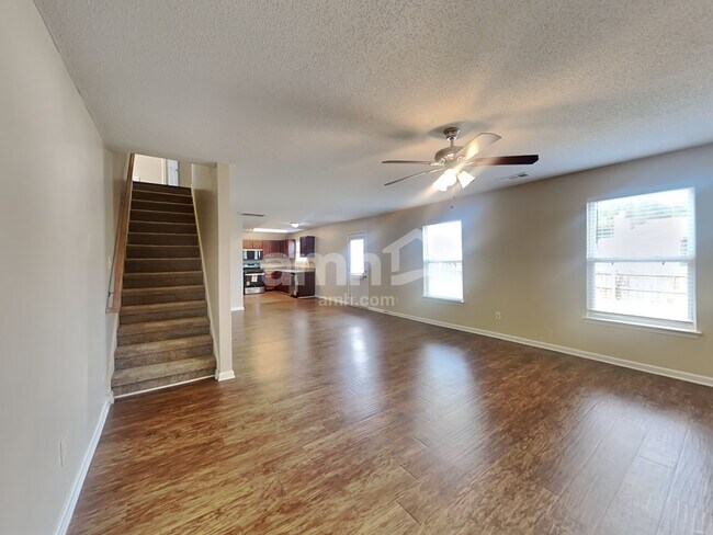 4897 Bryant Dr, Snellville, GA 30039 - photo 7